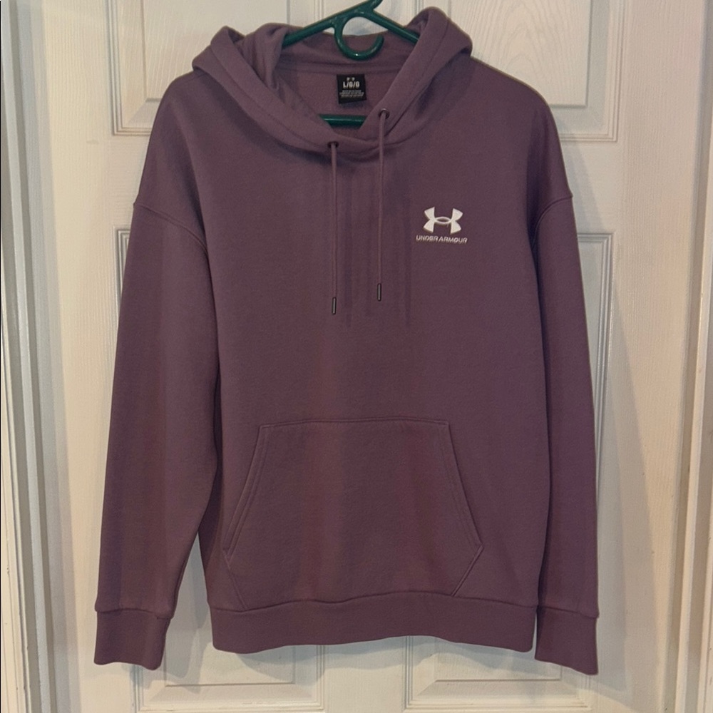 Under Armour unisex Purple Hoodie size large  worn a time or two